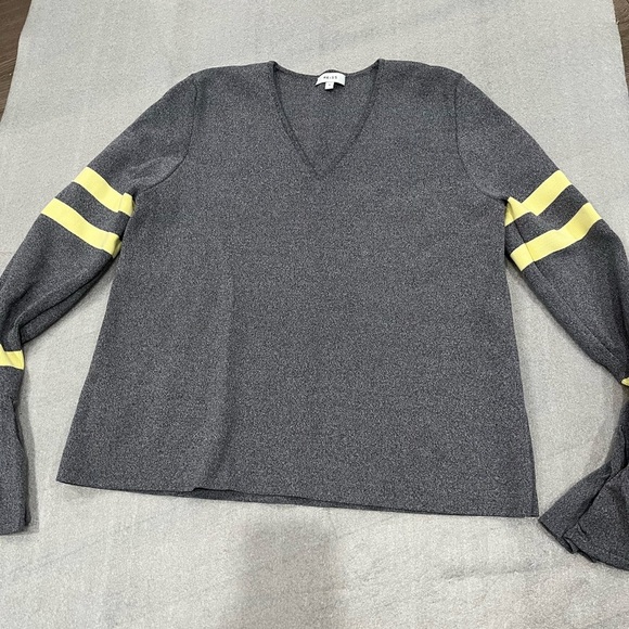 [S]Reiss Josephine Gray V-Neck Sweater with Yellow Stripes Bell Sleeves NWOT - Picture 1 of 8